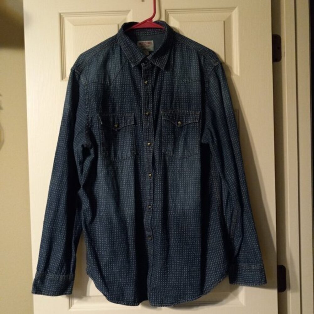Mossimo Supply Co Men's Size Large Pearl Snap Denim